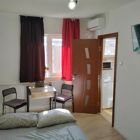 Apartment Blue Oasis Bites